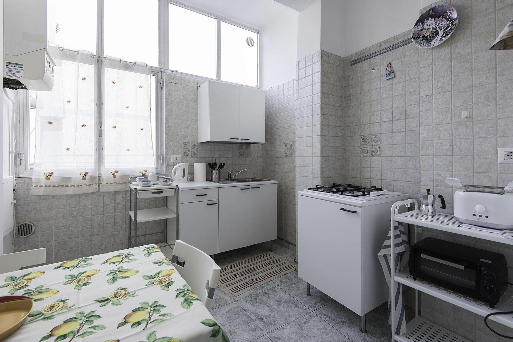 Archita Guest House Бари Екстериор снимка